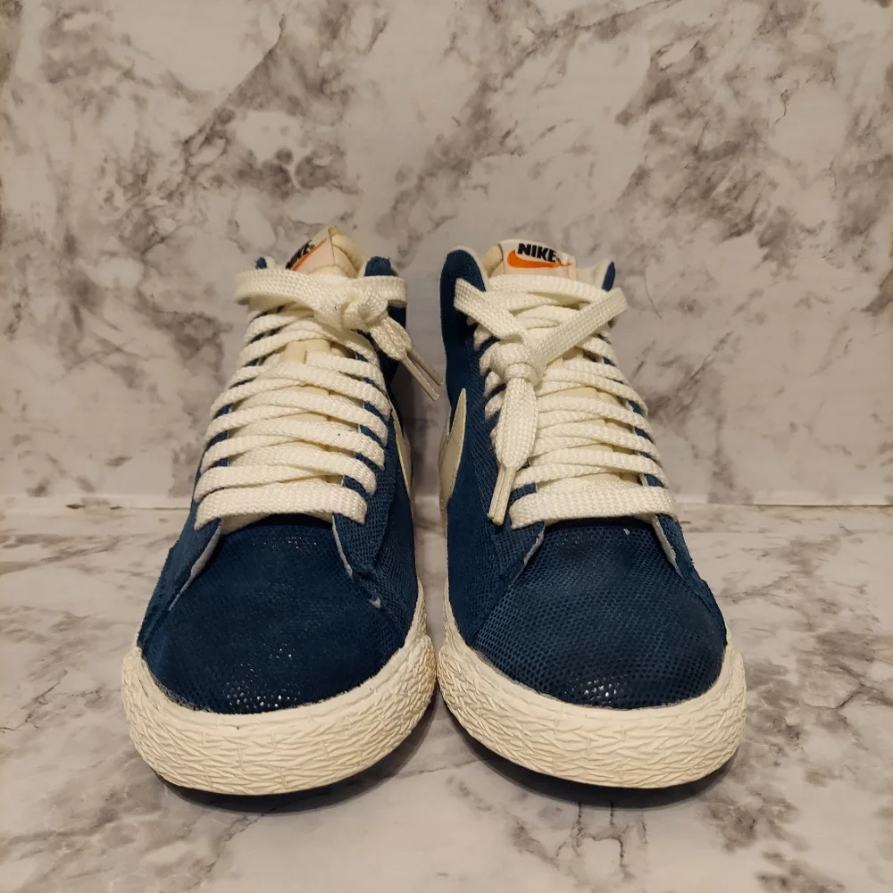 Pre-owned 2014 nike blazer mid - Picture 3 of 10